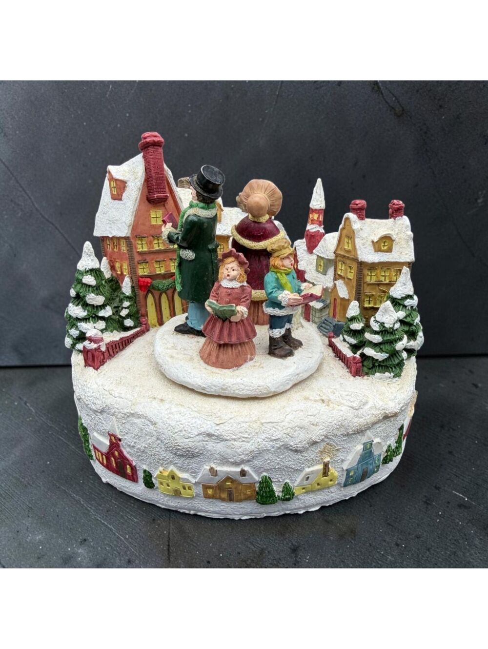 Vintage Christmas Village Carolers Rotating Musical Figurine Holiday Decor 5.5"